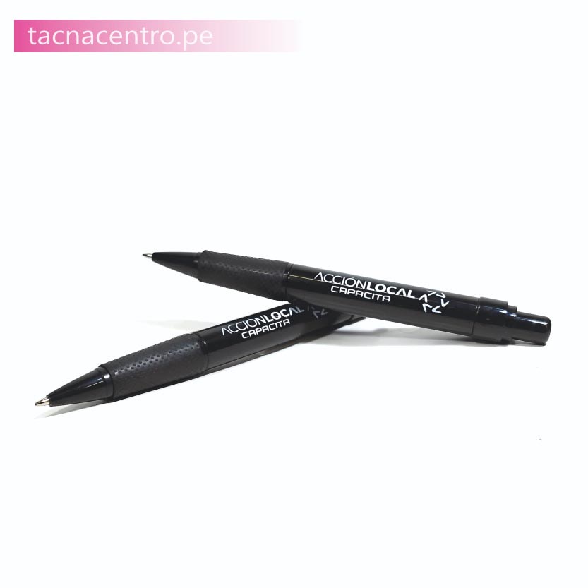 Venta al por mayor de lapiceros publicitarios plasticos con logo empresarial realizada