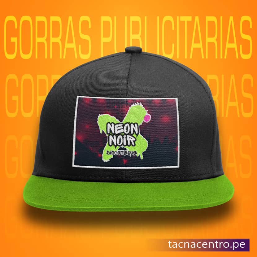 gorra publicitaria drill color negro y verde modelo snapback con parche sublimado tacna centro peru